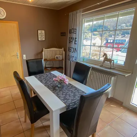 Weingut Kdm Apartman Kröv